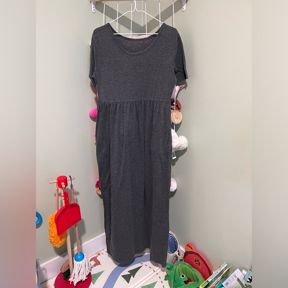 Elegant Gray Maxi Dress